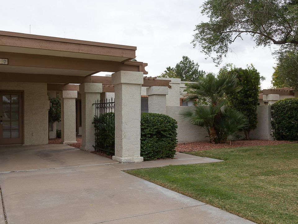 1st image of 2907 W Fleetwood Ln
