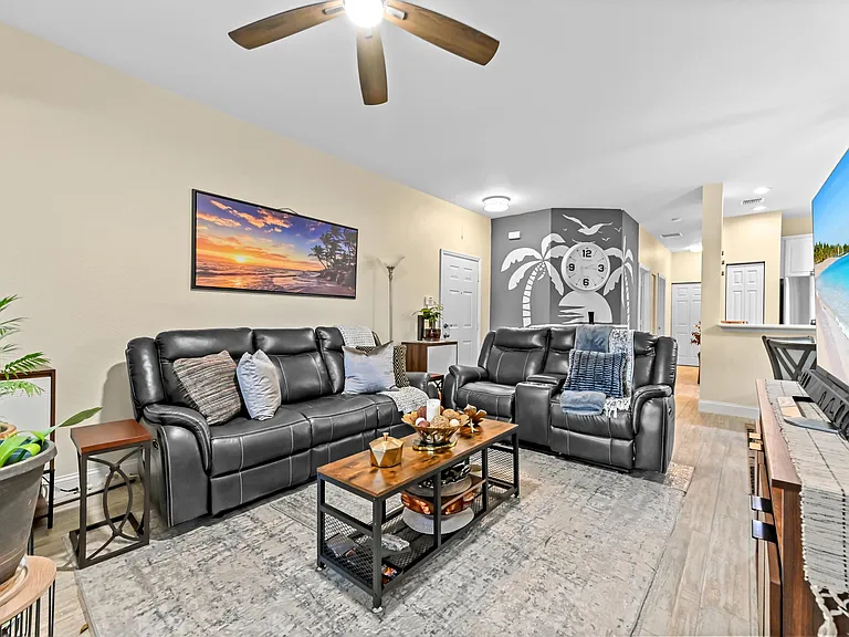 3043 Grandiflora Dr — Photo 9