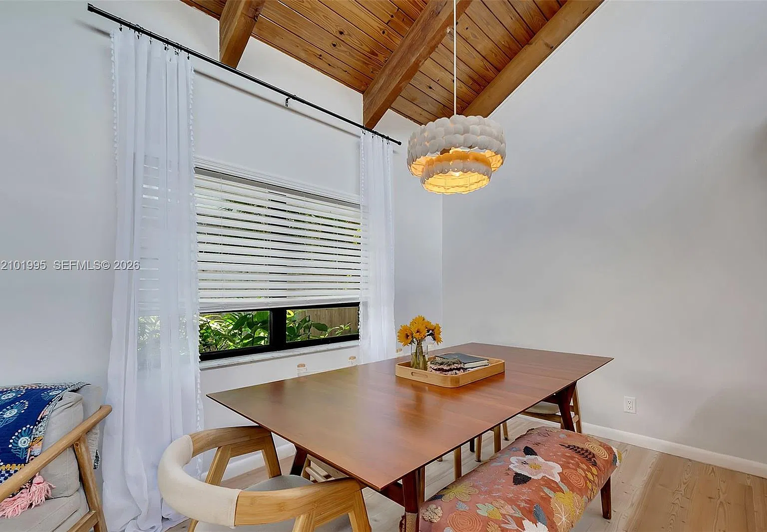 Kendall Trace Condo — Photo 4