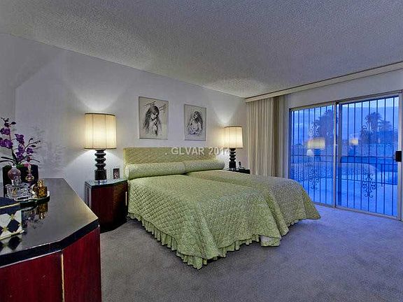2nd image of 6710 El Cordobes Ave