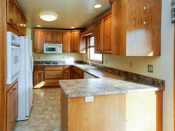 243 beaumont drive-103