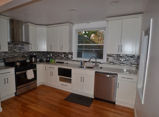 83 Edgemoor Ave, Wellesley, MA 02482