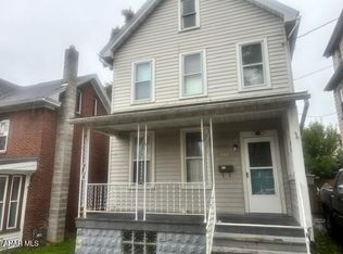 522 Pine St, Hollidaysburg, PA 16648