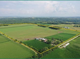 2776 270th Ave, Hopkinton, IA 52237