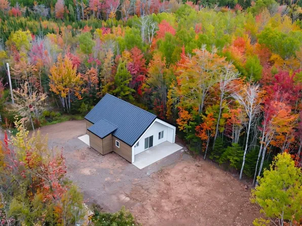 1622 Hunter Rd, Cumberland, NS B0M 1Z0