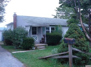 105 Darr Ave, Carlisle, PA 17013