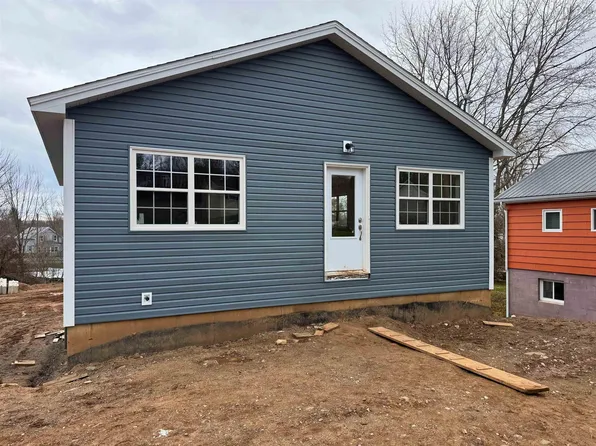 28 Willow St #Ws-3, Hantsport, NS B0P 1P0