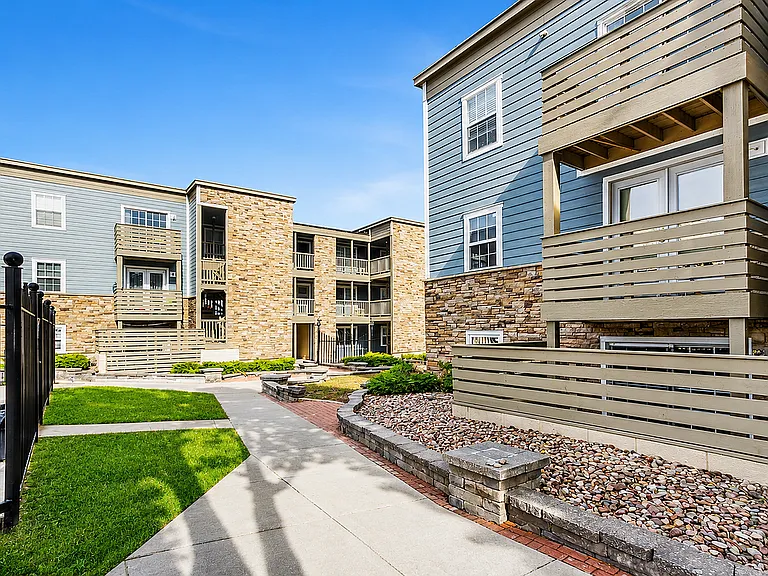 Quant Courtyards