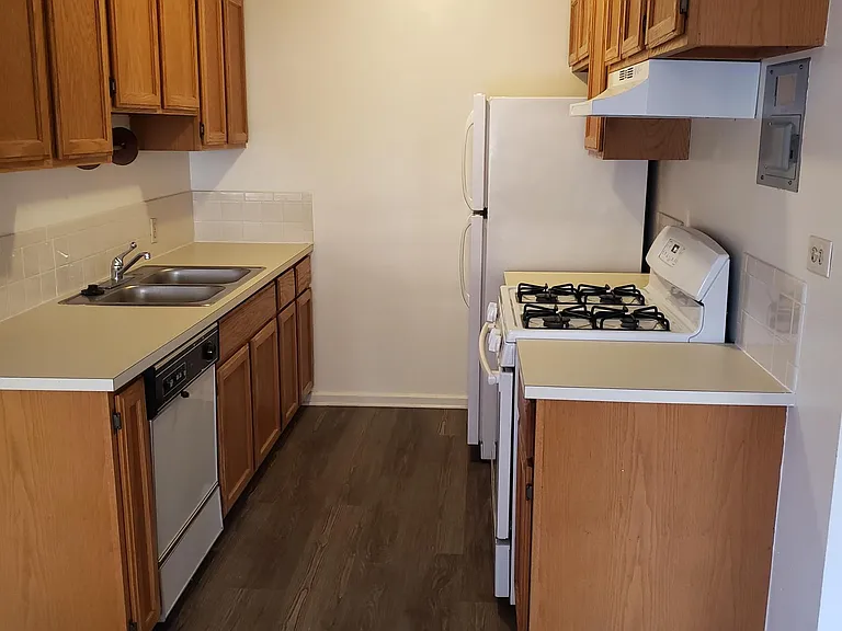 1350 Fillmore St #19 — Photo 10