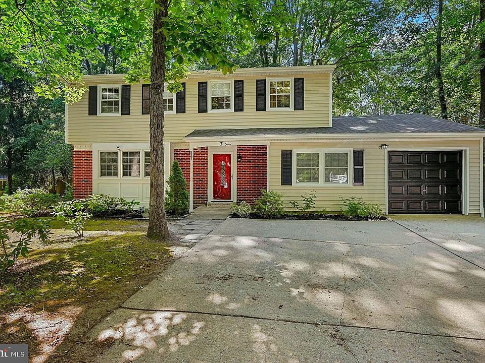 1st image of 7 Scioto Ct