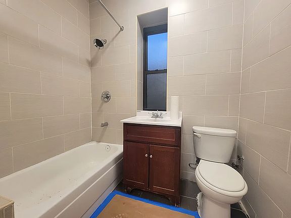 4th image of 501 W 214th St #2