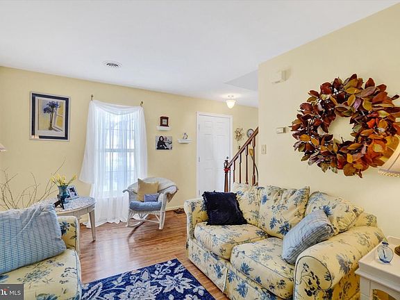 3rd image of 1110 Skyview Dr #1110