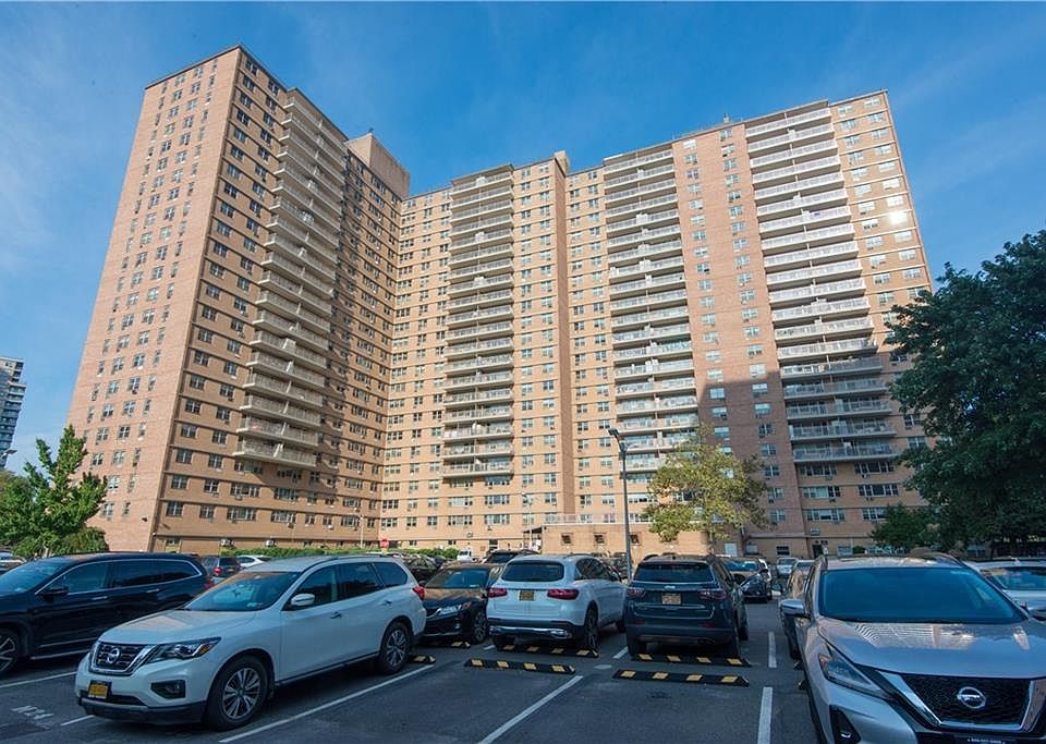 2nd image of 458 Neptune Ave APT 3G