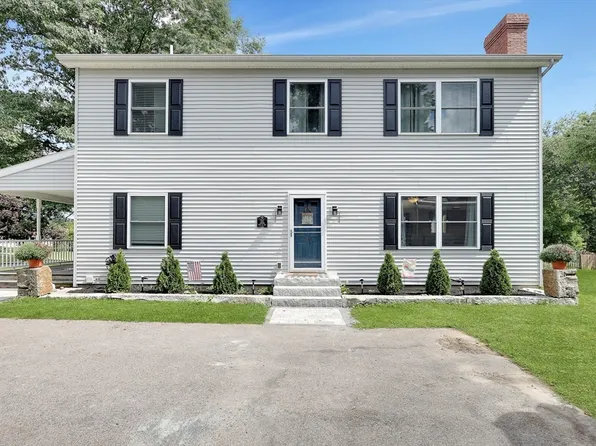 286 Pelham St, Methuen, MA 01844