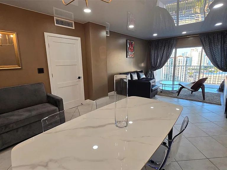 300 Bayview Dr #1911 — Photo 10