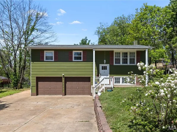 3875 1st St, Pacific, MO 63069