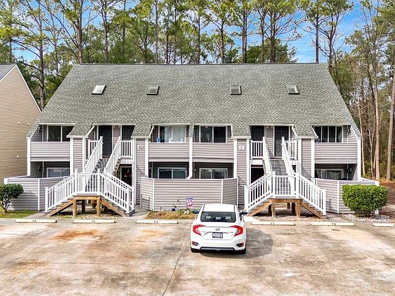 4th image of 421 Cambridge Circle #F5