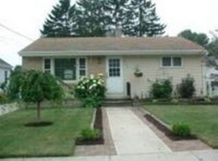 2129 33rd St, Two Rivers, WI 54241