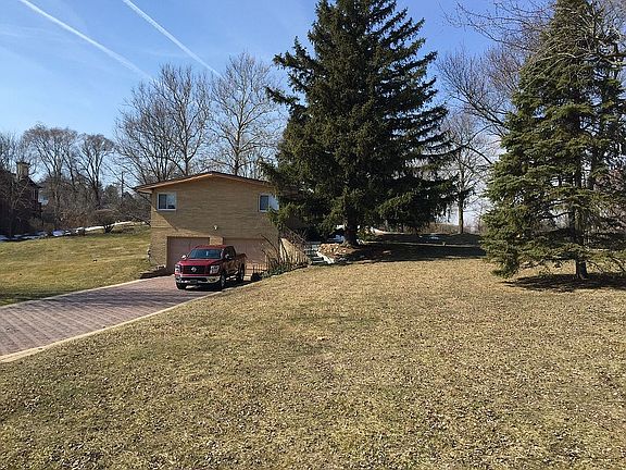 4th image of 9301 135th St