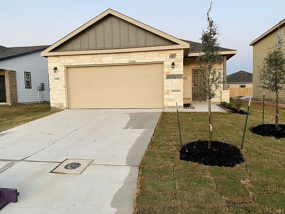 1st image of 2440 Dielman Dr