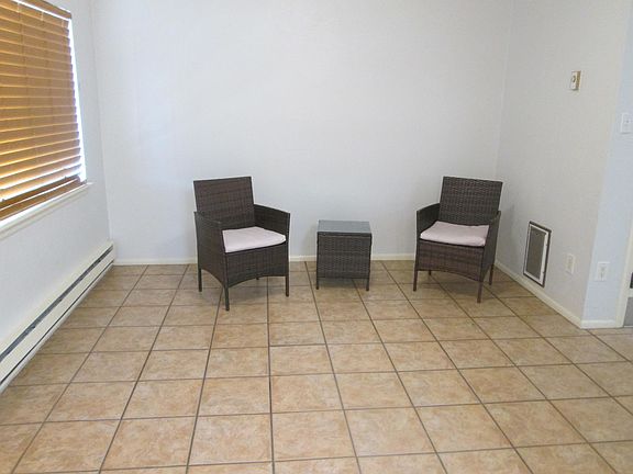 4th image of 316 Shannon Pl NW #1
