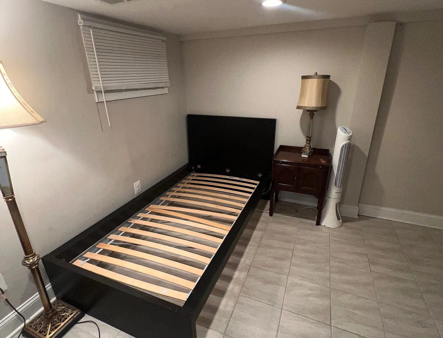Studio, 200 sqft, $750 — Photo 3
