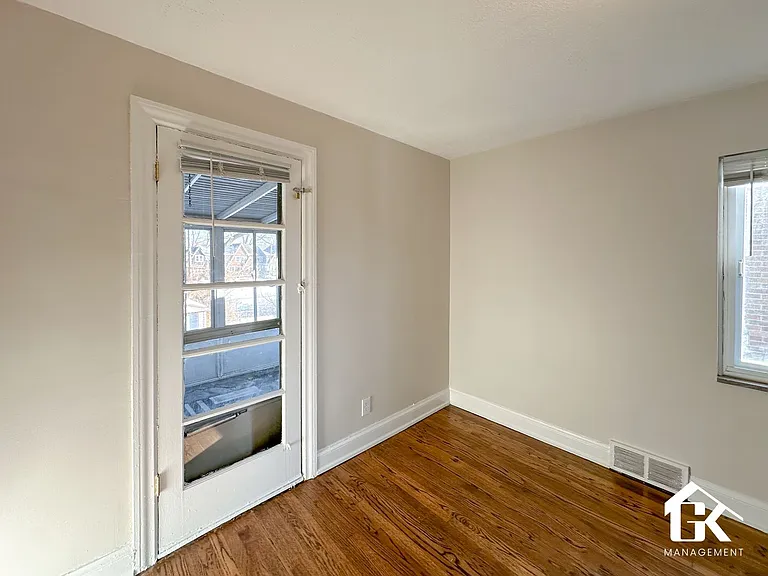 16182 Greenlawn St — Photo 37