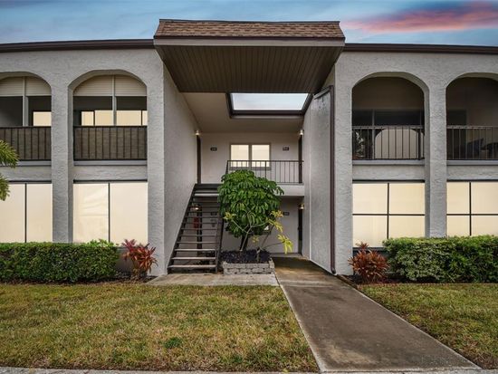 7701 Starkey Rd APT 105, Seminole, FL 33777