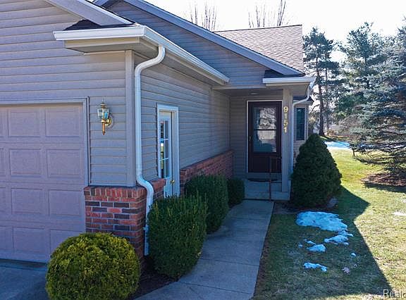 2nd image of 9151 Luea Ln