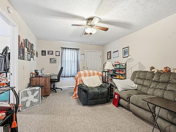 3rd image of 6670 Tennessee St