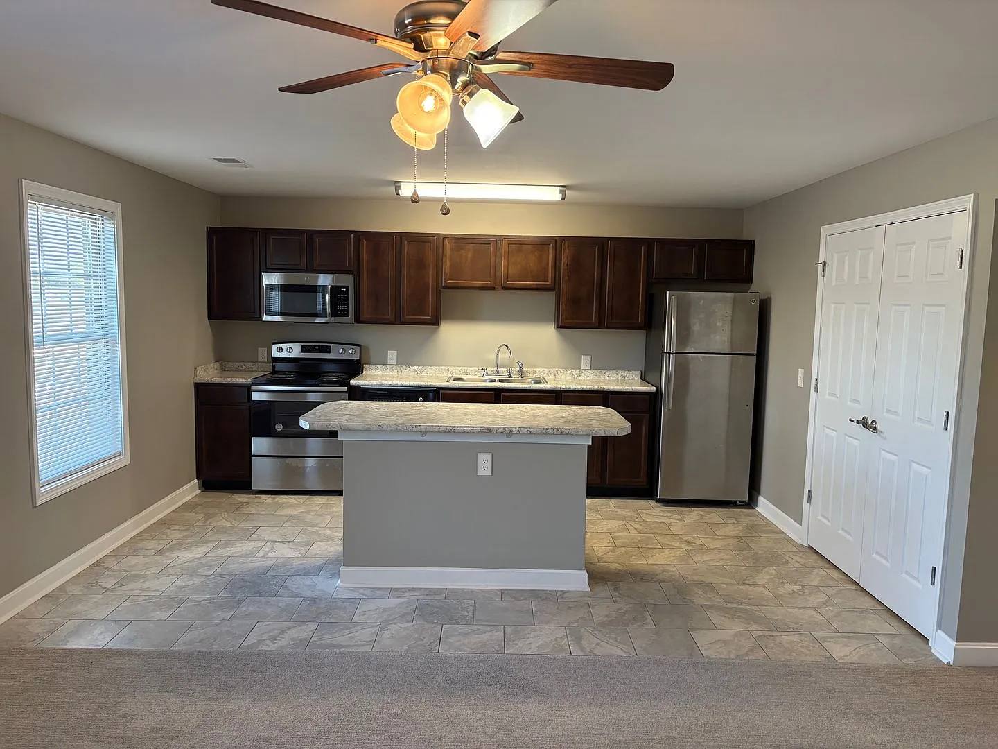 420 Southern Cross Dr. — Photo 1