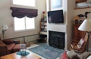 2nd image of 6 Ravine Ln #2