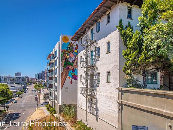 2nd image of 914 17th St #16