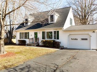 718 Cloverfields Dr, Stevensville, MD 21666