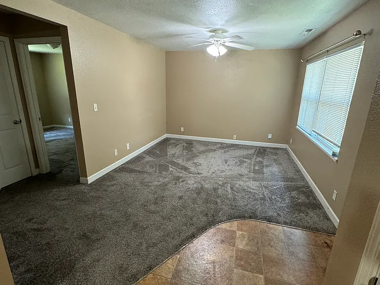 1011 W 24th St #1011 — Photo 63