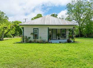 301 Pecan St, MILFORD, TX 76670