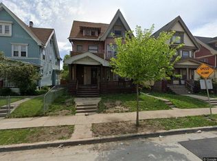 2434 N 41st St, Milwaukee, WI 53210