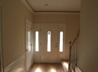 19 Ryan Ave #A, Norwalk, CT 06854