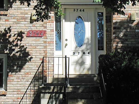 2nd image of 3744 Camelot Dr APT A