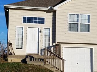 213 NW Sni A Bar Pkwy, Grain Valley, MO 64029