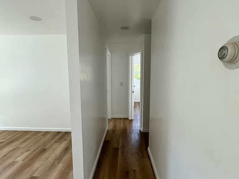 1 W 19th St #1R — Photo 8
