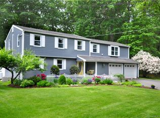 19 Fox Run Rd, Unionville, CT 06085