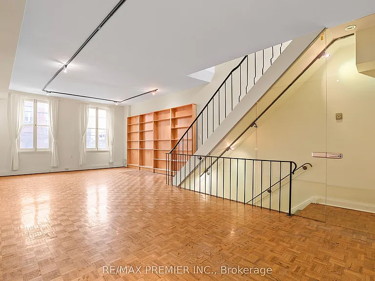 394A King St E #UPPER — Photo 5