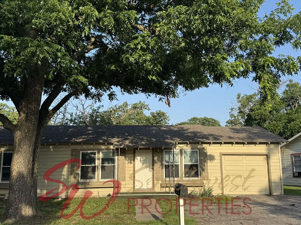 1st image of 1240 N Garfield Ave