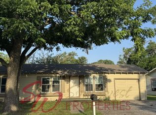 1240 N Garfield Ave, Stephenville, TX 76401