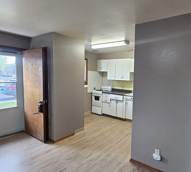 839 Cedar St #4 — Photo 3