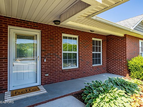 3rd image of 4105 Riverstone Ln