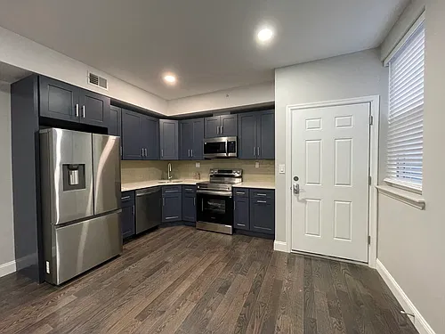 329 N 11th St #4-F Photo 1
