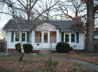 1817 27th St, Des Moines, IA 50310