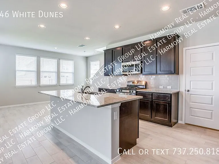 146 White Dunes Dr — Photo 13